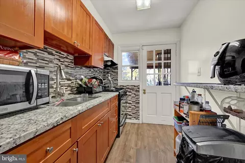 611 Walker Ave, Baltimore, MD 21212 photo 16