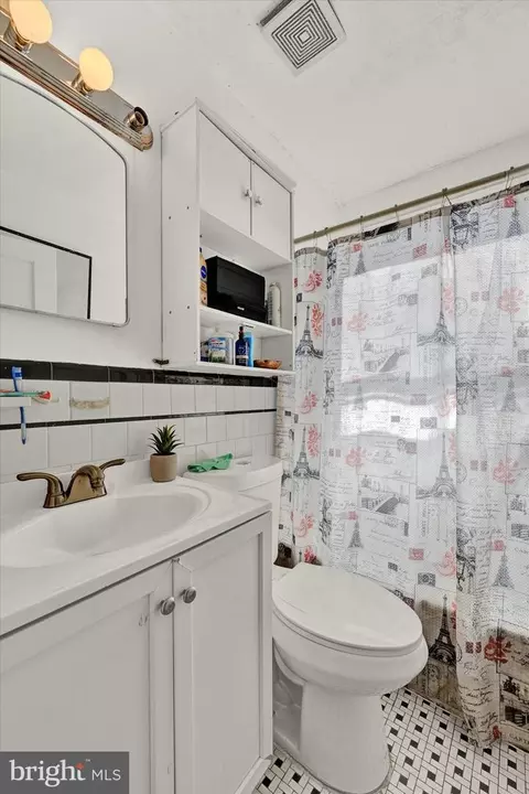 611 Walker Ave, Baltimore, MD 21212 photo 20