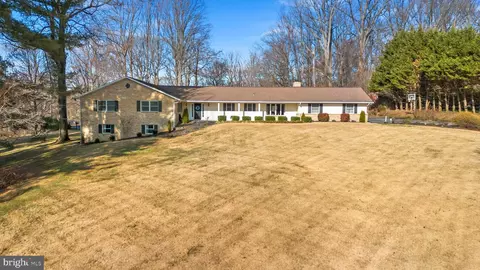 4406 Meadowcliff Rd, Glen Arm, MD 21057