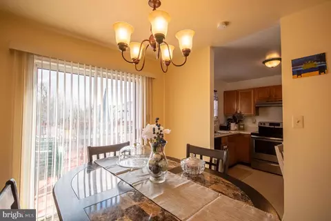 2101 3rd Ave, Windsor Mill, MD 21244 photo 10