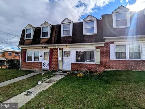 1341 Mantle St, Parkville, MD 21234