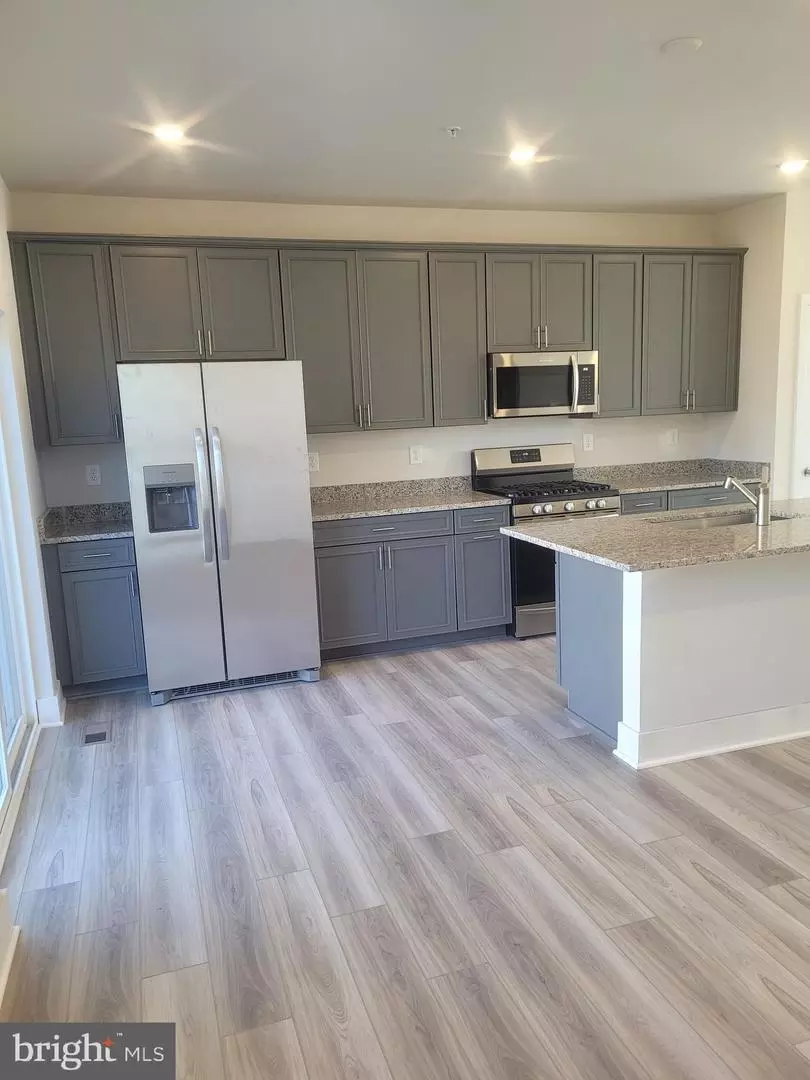 1704 Woods Edge Way, Essex, MD 21221 photo 4