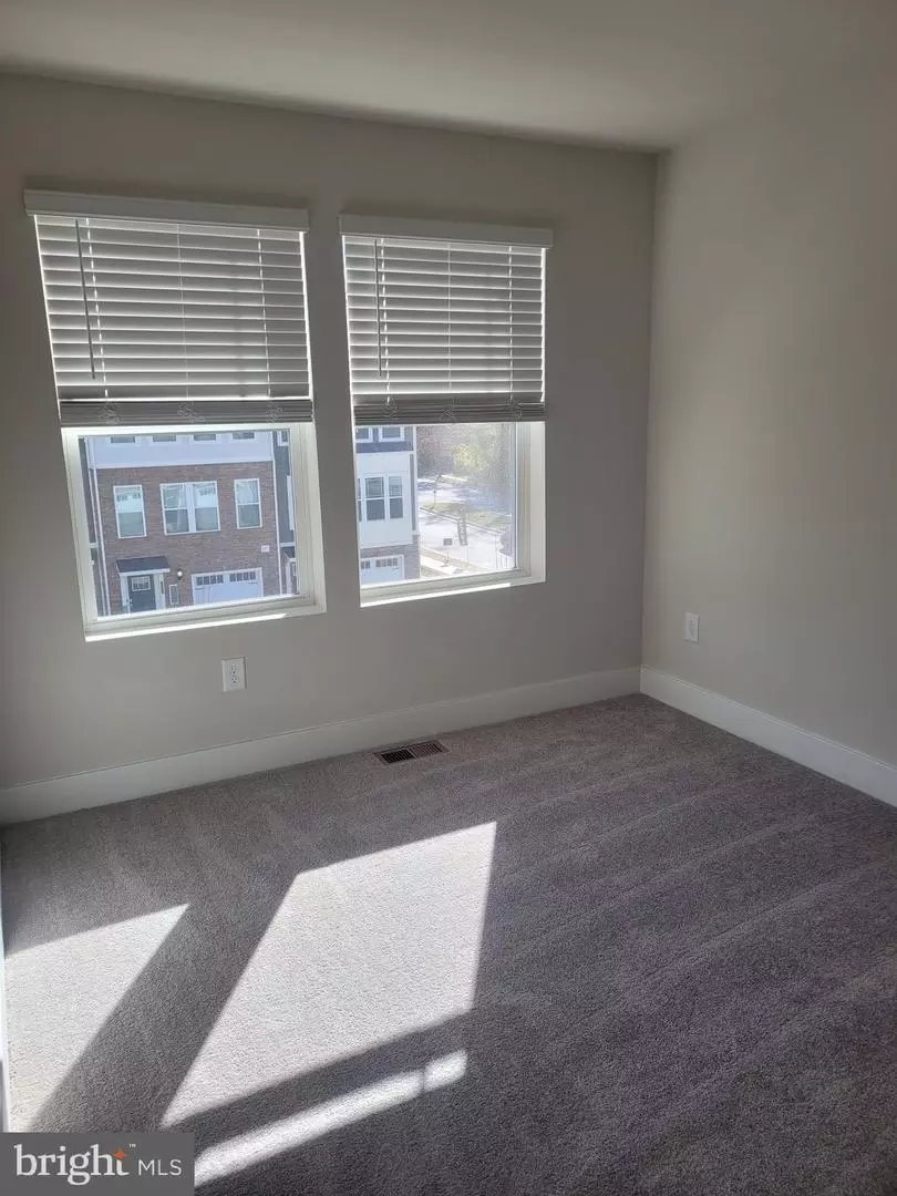  1704 Woods Edge Way, Essex, MD 21221 photo 8