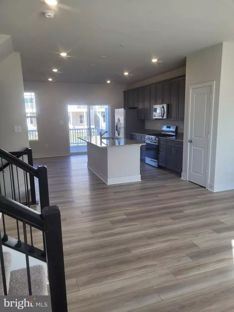  1704 Woods Edge Way, Essex, MD 21221 photo 3