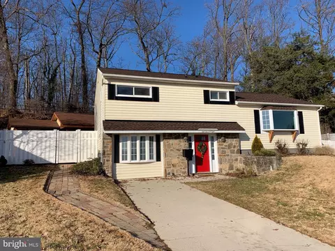 1001 Plover Ct, Halethorpe, MD 21227 photo 2