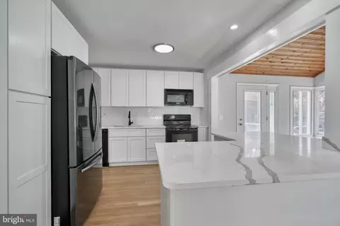 1001 Plover Ct, Halethorpe, MD 21227 photo 31