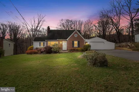 2900 Ridge Rd, Windsor Mill, MD 21244