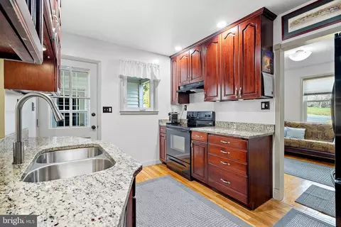 2900 Ridge Rd, Windsor Mill, MD 21244 photo 7