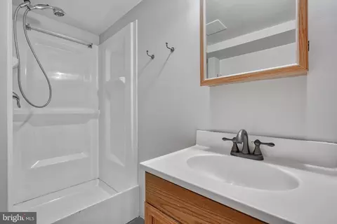 7425 Blevins Ave, Sparrows Point, MD 21219 photo 57