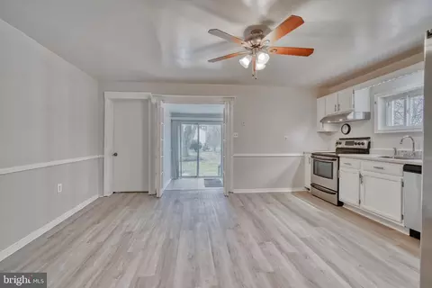7425 Blevins Ave, Sparrows Point, MD 21219 photo 18
