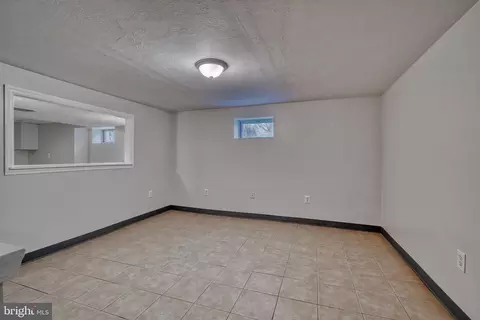 7425 Blevins Ave, Sparrows Point, MD 21219 photo 49