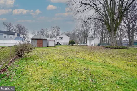 7425 Blevins Ave, Sparrows Point, MD 21219 photo 7