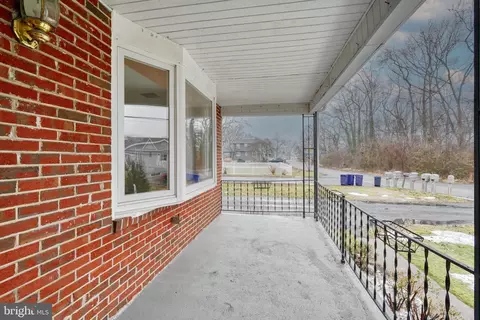 7425 Blevins Ave, Sparrows Point, MD 21219 photo 5