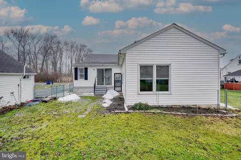 7425 Blevins Ave, Sparrows Point, MD 21219 photo 12