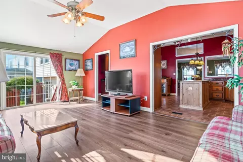 9511 Hallhurst Rd, Nottingham, MD 21236 photo 19