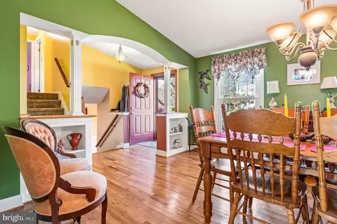 9511 Hallhurst Rd, Nottingham, MD 21236 photo 8