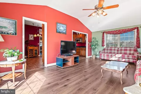 9511 Hallhurst Rd, Nottingham, MD 21236 photo 21