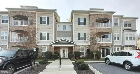 304 Wyndham Cir #304 C, Owings Mills, MD 21117