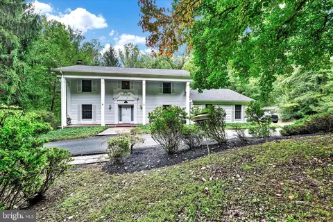 11114 Old Carriage Rd, Glen Arm, MD 21057