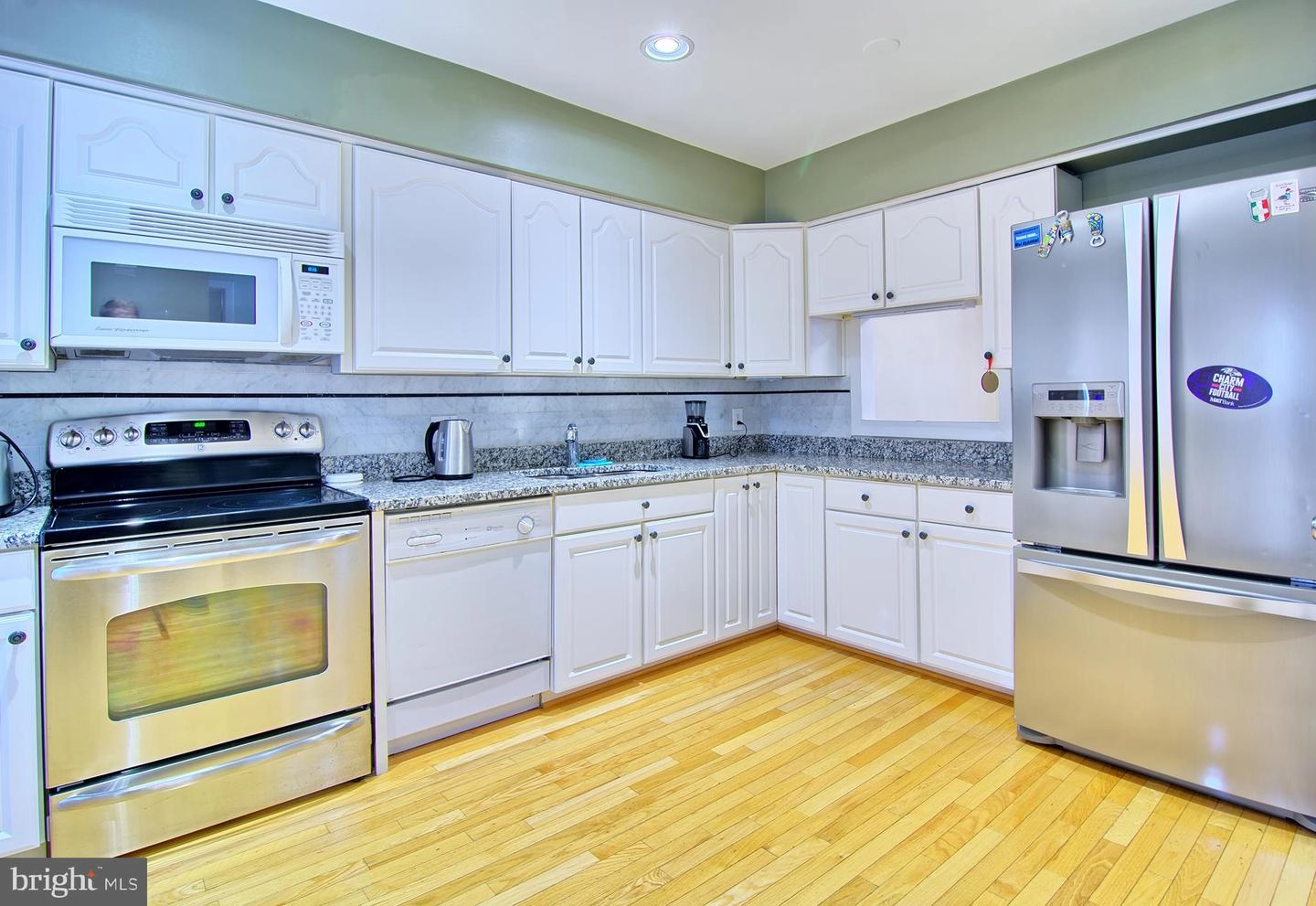 6946 Clearwind Ct, Baltimore, MD 21209 photo 4