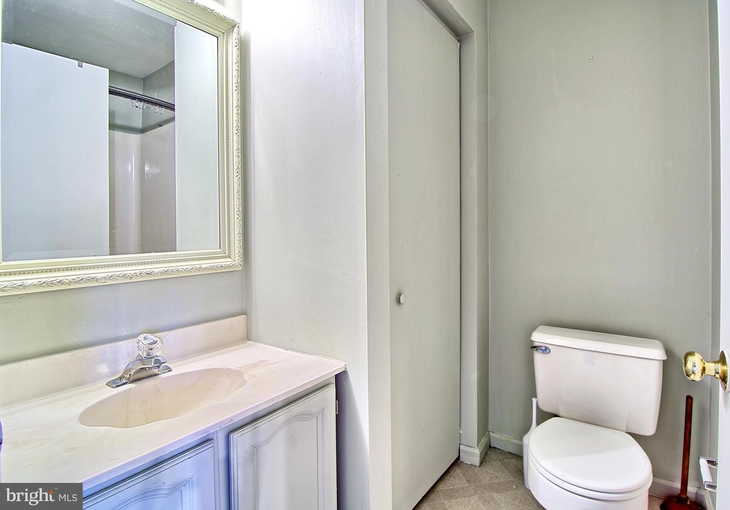 6946 Clearwind Ct, Baltimore, MD 21209 photo 14