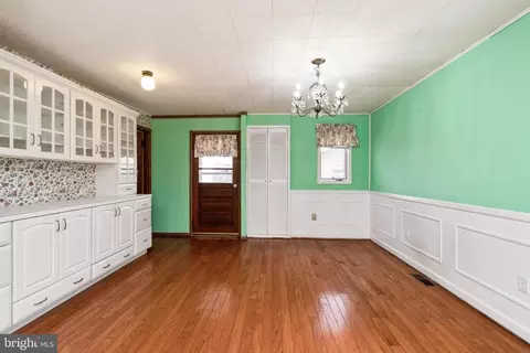 19 Propeller Dr, Middle River, MD 21220 photo 11