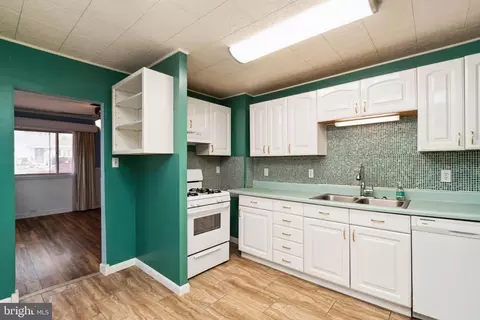 19 Propeller Dr, Middle River, MD 21220 photo 10