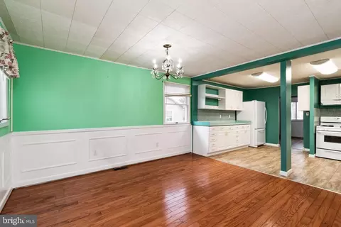 19 Propeller Dr, Middle River, MD 21220 photo 13