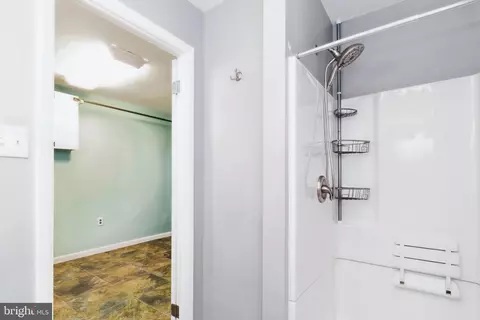 19 Propeller Dr, Middle River, MD 21220 photo 18