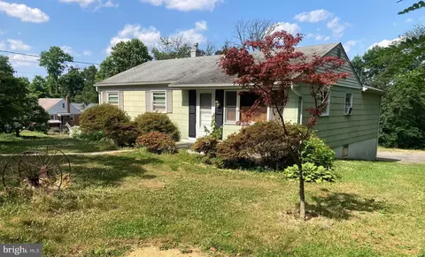 501 Charlee Ave, Catonsville, MD 21228