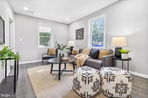 6016 Harristown Rd, Catonsville, MD 21228