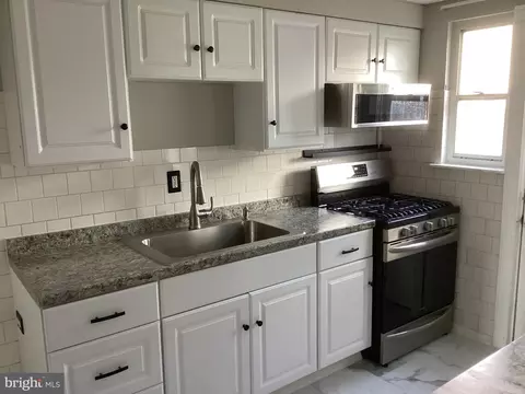 984 Dalton, Baltimore, MD 21224 photo 11