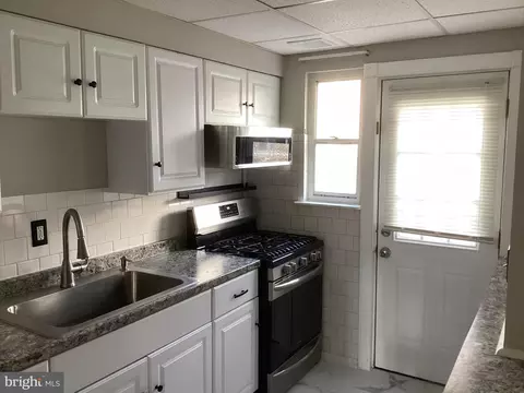 984 Dalton, Baltimore, MD 21224 photo 12