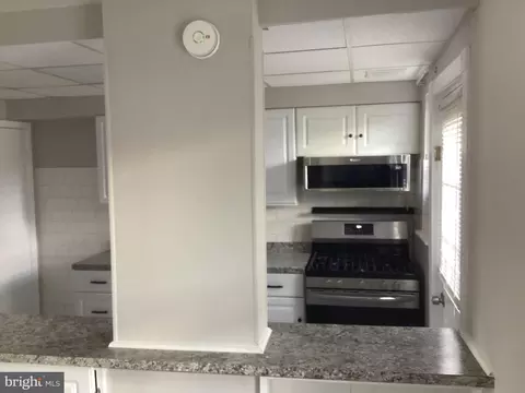 984 Dalton, Baltimore, MD 21224 photo 9