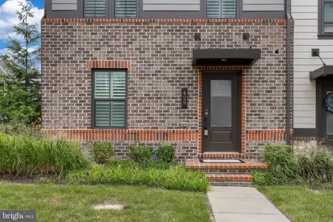 429 Colindale St, Middle River, MD 21220 photo 3