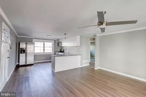 2432 Alma Rd, Halethorpe, MD 21227 photo 8