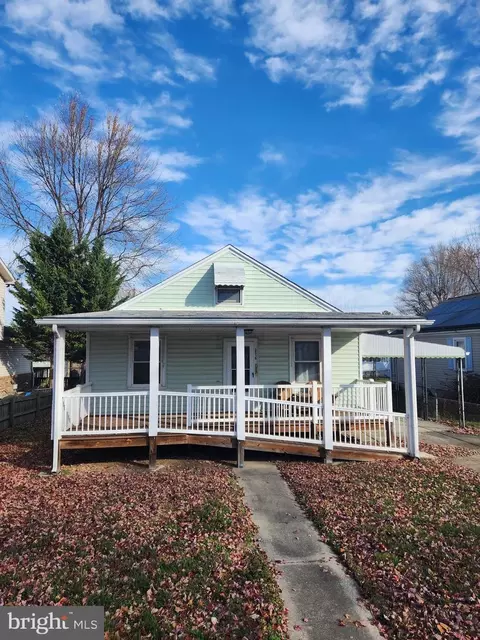 2518 Mccomas Ave, Dundalk, MD 21222