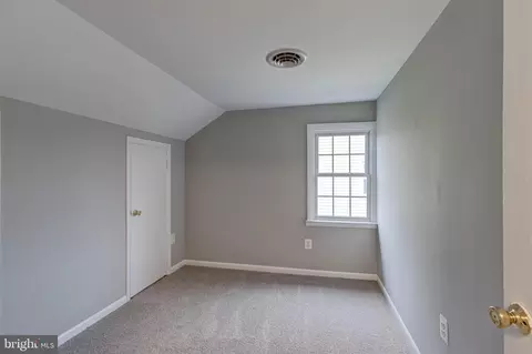 5633 Oregon Ave, Halethorpe, MD 21227 photo 20