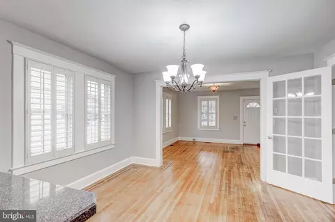 5633 Oregon Ave, Halethorpe, MD 21227 photo 8
