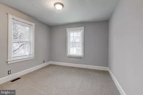 5633 Oregon Ave, Halethorpe, MD 21227 photo 18