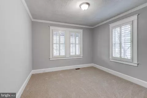 5633 Oregon Ave, Halethorpe, MD 21227 photo 16