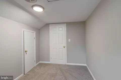 5633 Oregon Ave, Halethorpe, MD 21227 photo 23