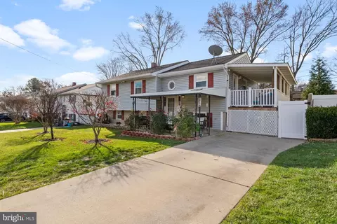 318 Highfalcon Rd, Reisterstown, MD 21136