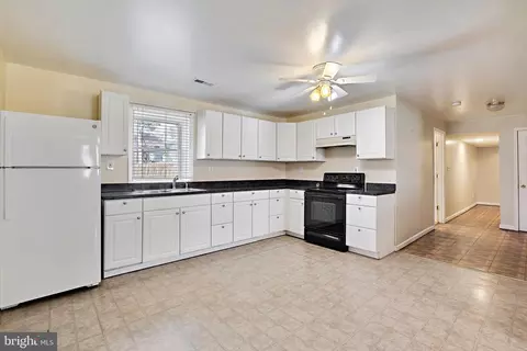 114 Gladys Ave, Halethorpe, MD 21227 photo 23