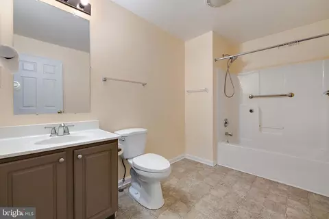 114 Gladys Ave, Halethorpe, MD 21227 photo 18