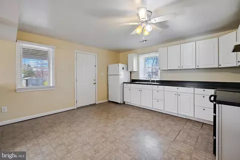 114 Gladys Ave, Halethorpe, MD 21227 photo 24