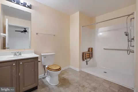 114 Gladys Ave, Halethorpe, MD 21227 photo 8