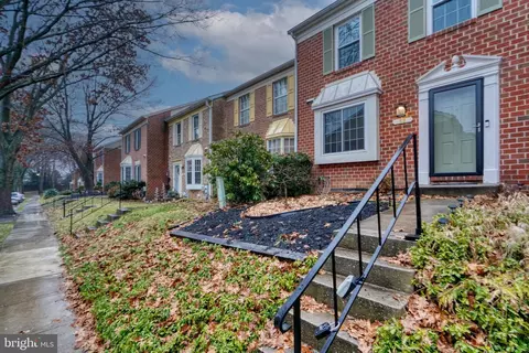 82 Hamlet Dr, Owings Mills, MD 21117