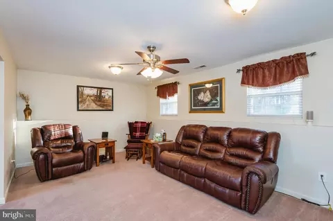 107 C Oak Ave, Sparrows Point, MD 21219 photo 29