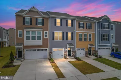 7254 Martin Farm Cir, Rosedale, MD 21237